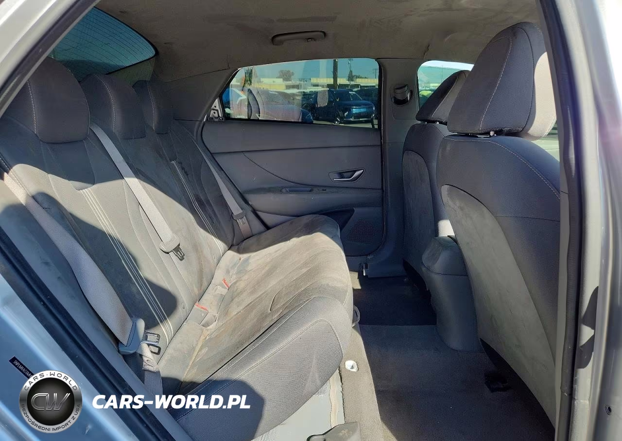 2021 Hyundai Elantra Sel VIN:5NPLM4AG5MH051717 - 10