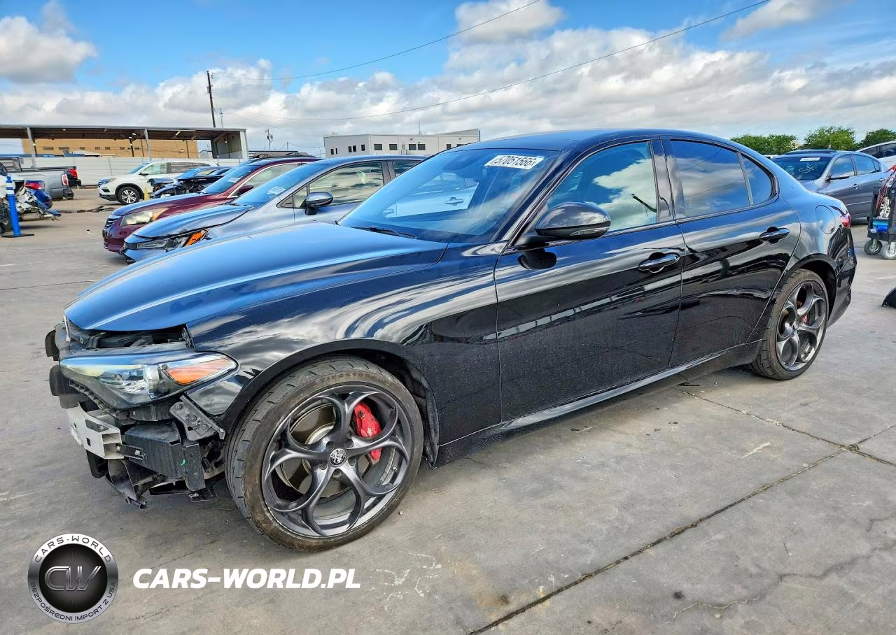 2018 Alfa Romeo Giulia Ti Q4
