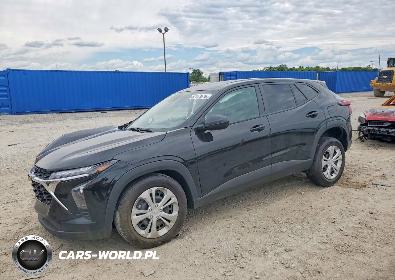 2025 Chevrolet Trax Ls – zdjęcie 1 z 13