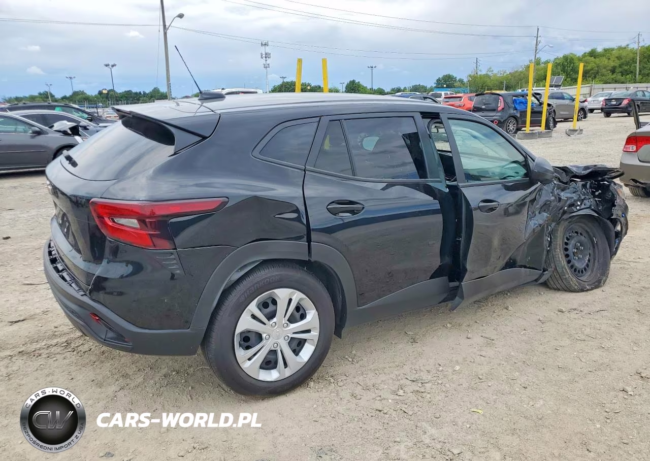 2025 Chevrolet Trax Ls VIN:KL77LFEP9SC147348 - 3