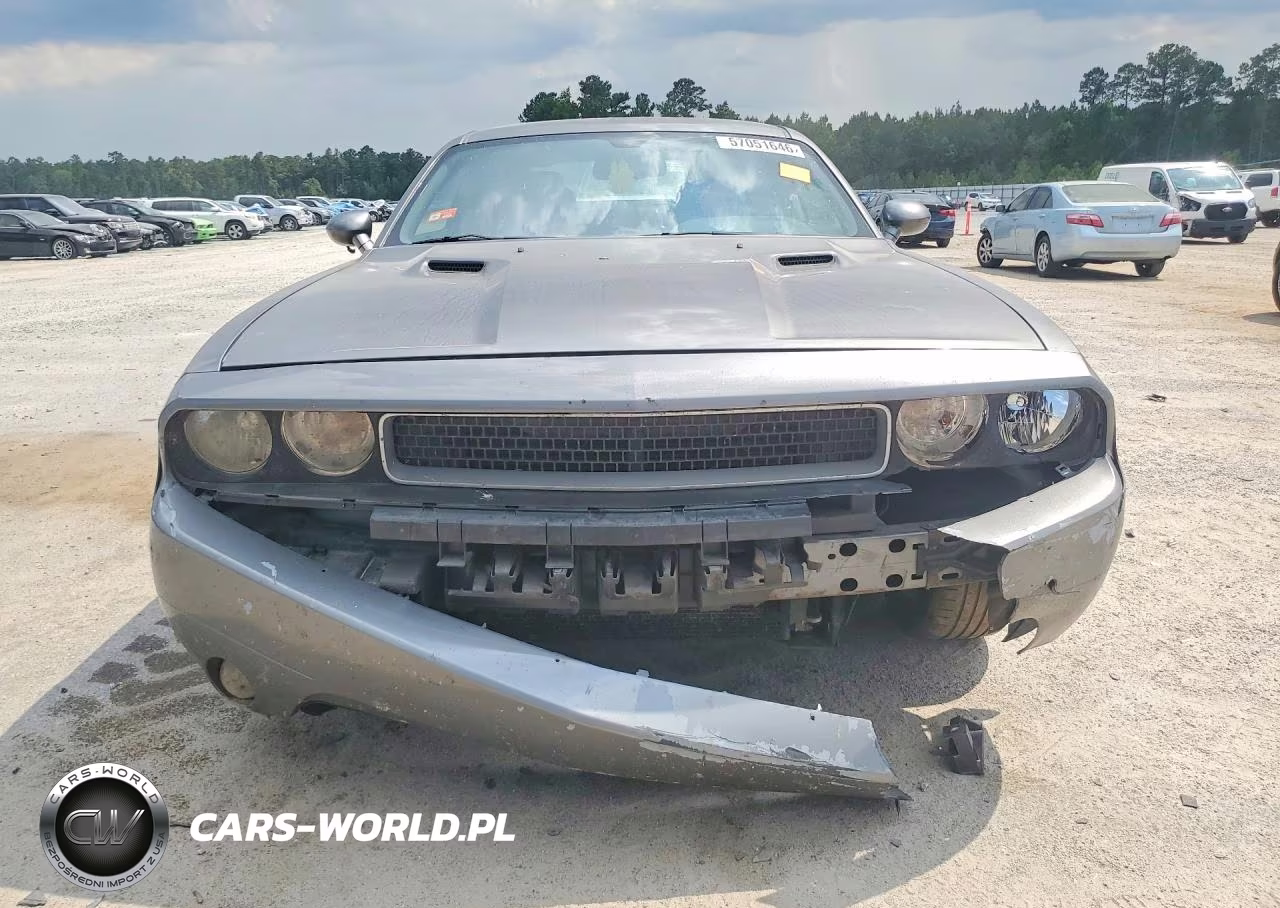 2012 Dodge Challenger Sxt VIN:2C3CDYAG2CH121225 - 5