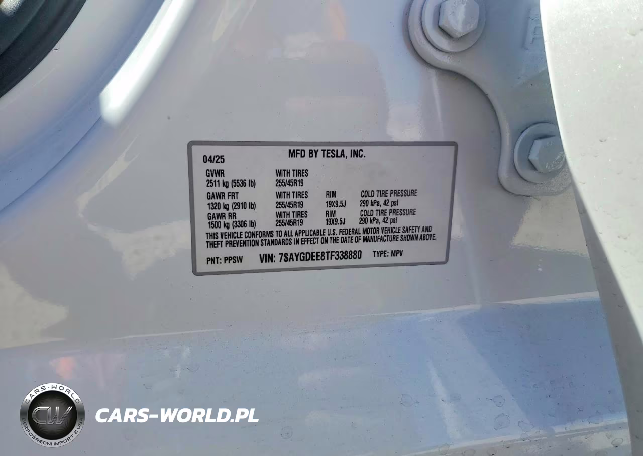 2026 Tesla Model Y VIN:7SAYGDEE8TF338880 - 13