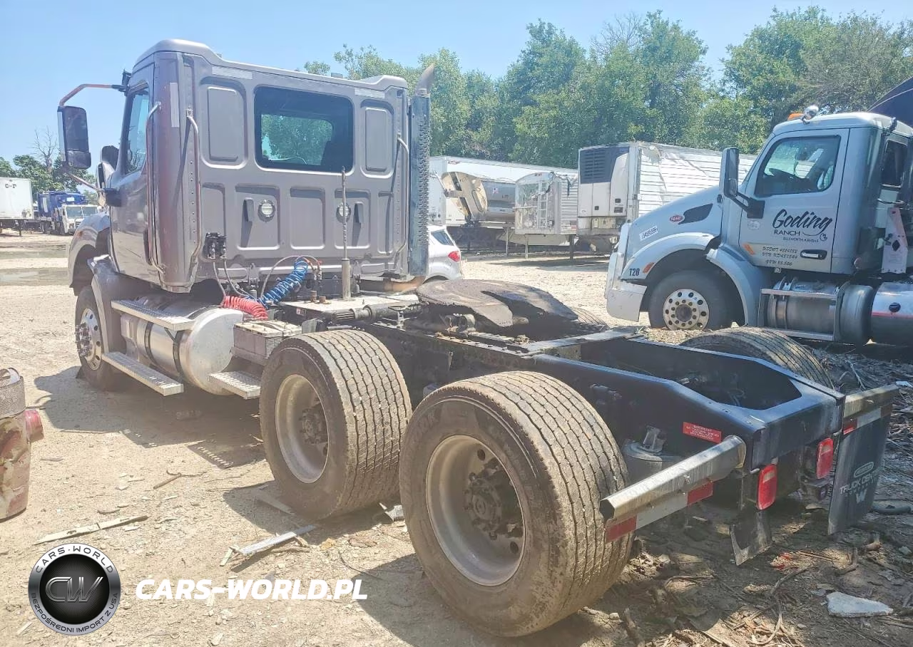 2023 Western Star 47X Chassis Semi Truck VIN:5KJJBPFM4PLUK1622 - 3