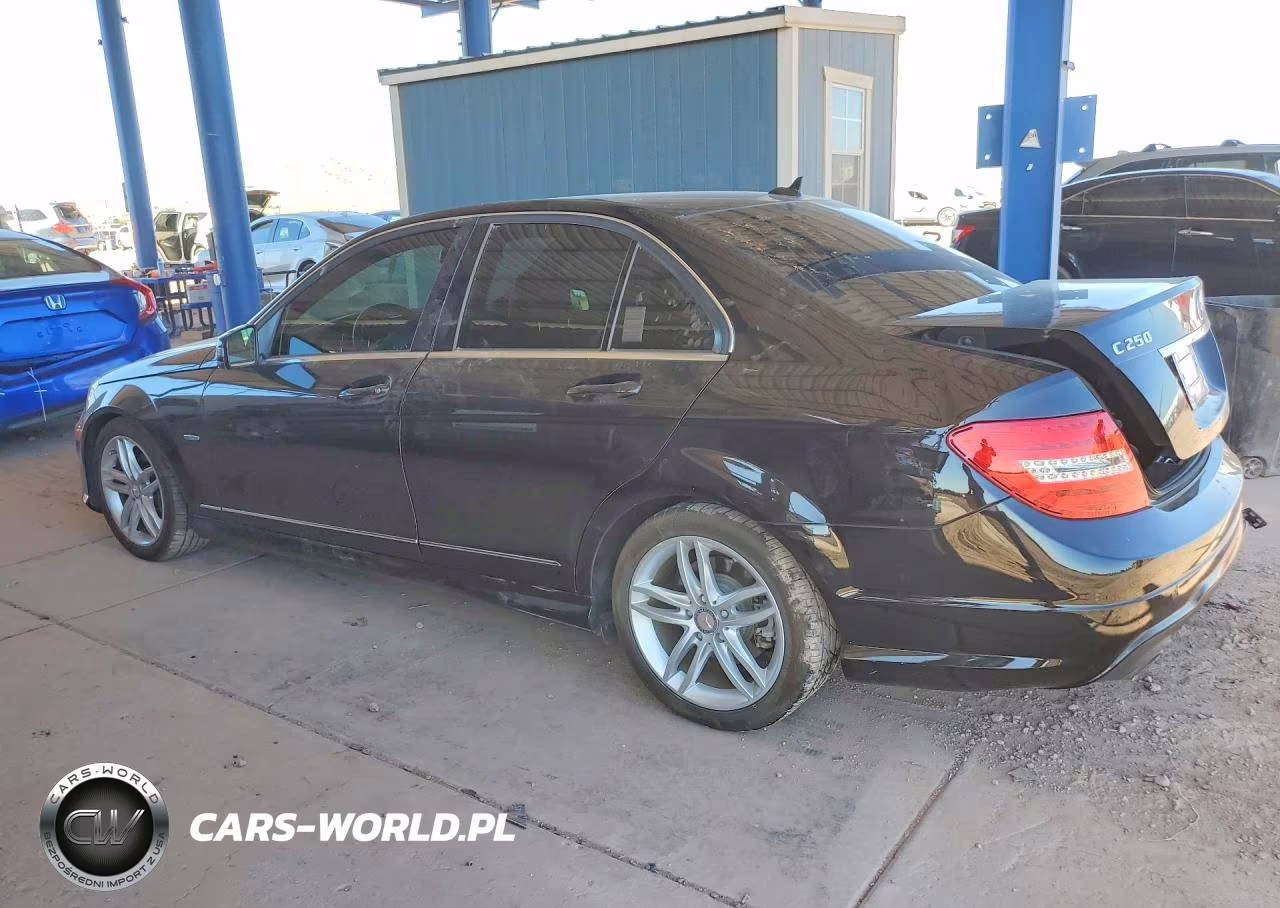 2012 Mercedes-Benz C 250 VIN:WDDGF4HB4CR221018 - 2