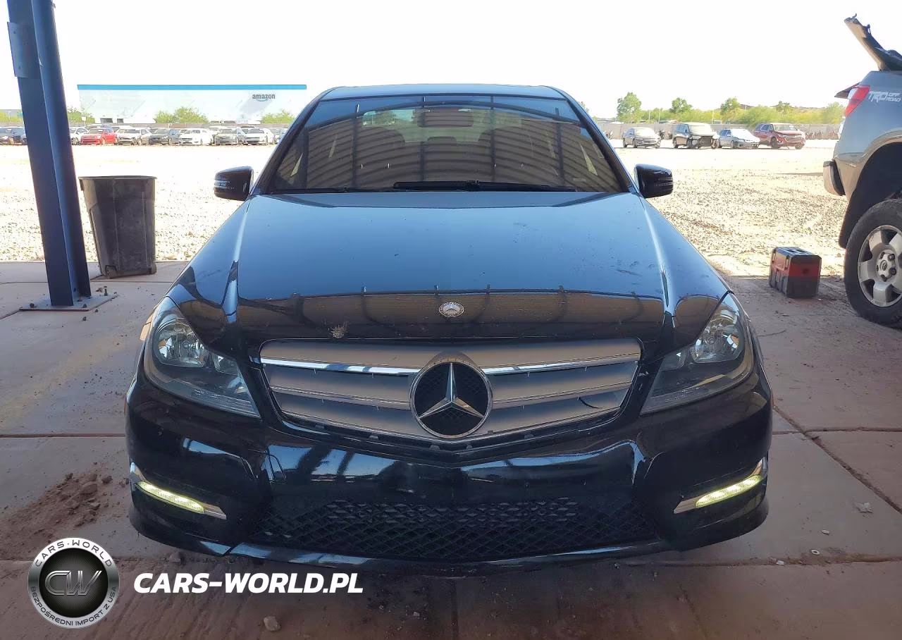 2012 Mercedes-Benz C 250 VIN:WDDGF4HB4CR221018 - 5
