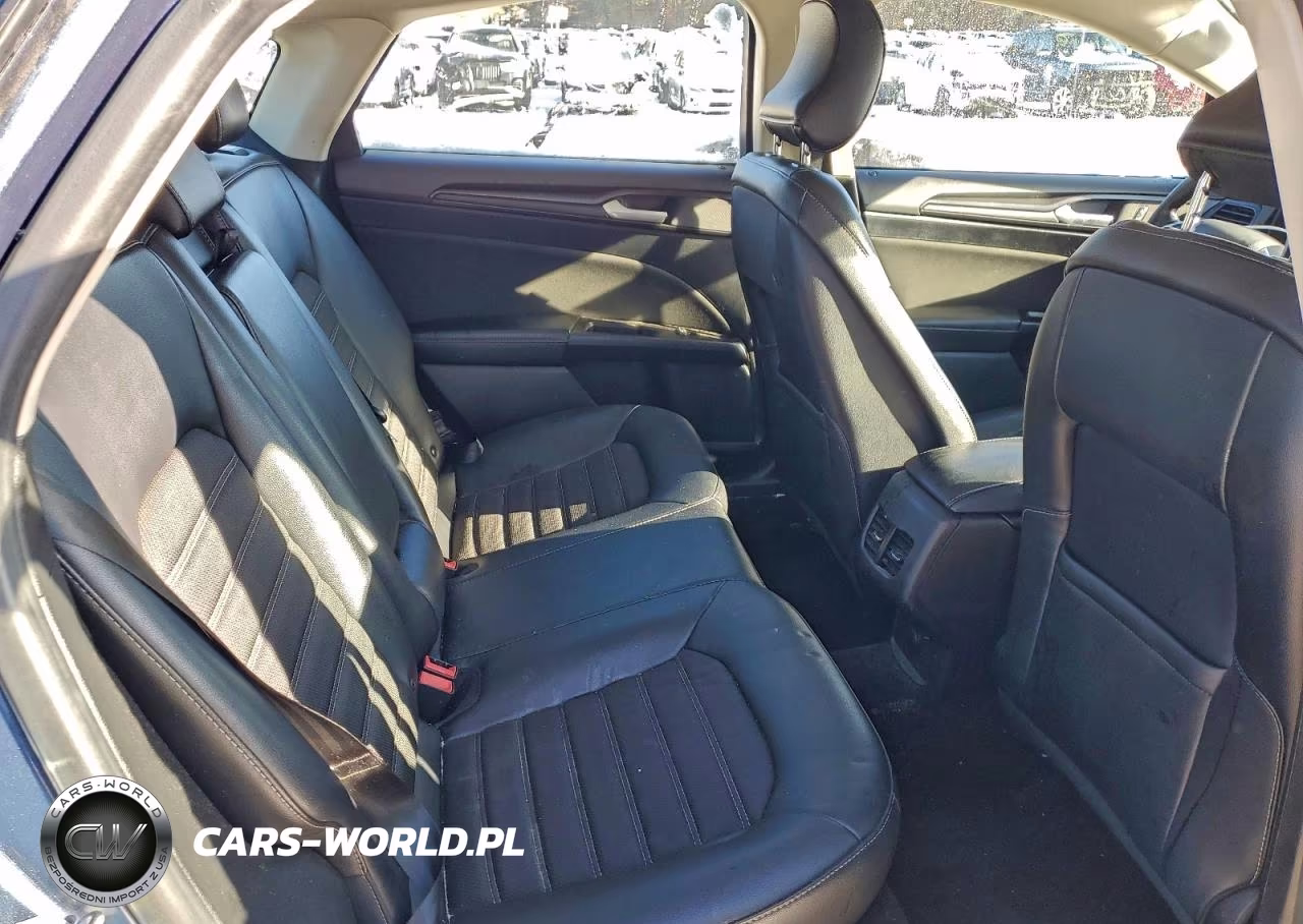 2018 Ford Fusion Se Hybrid VIN:3FA6P0LU4JR242236 - 10