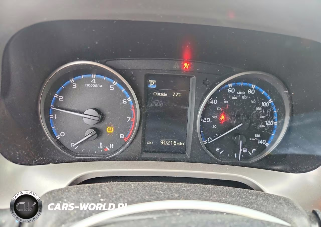 2018 Toyota Rav4 Le VIN:JTMBFREV7JJ248029 - 9