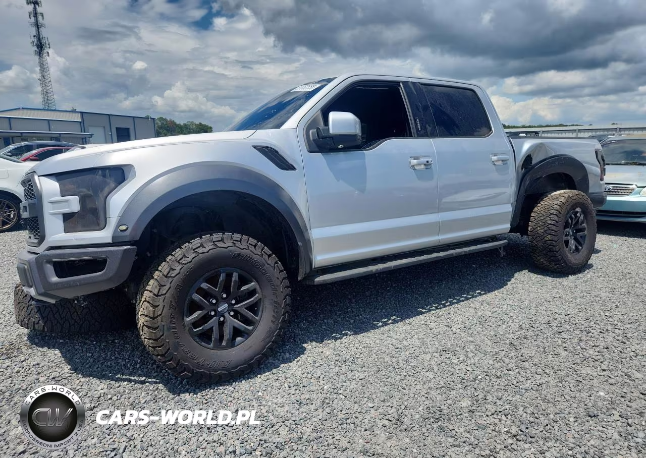 2017 Ford F150 Raptor – zdjęcie 1 z 12