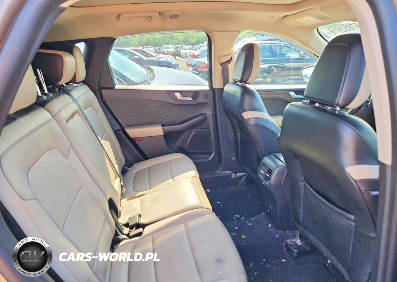 2020 Ford Escape Titanium VIN:1FMCU9J99LUA64551 - 10