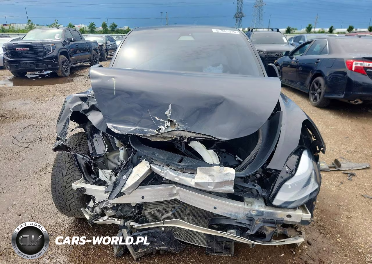2021 Tesla Model Y VIN:5YJYGDEF9MF301411 - 5
