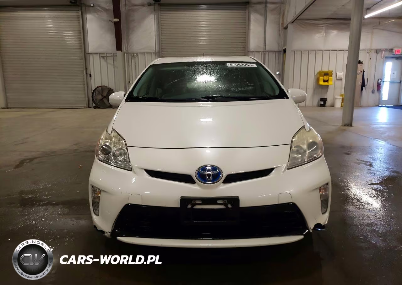 2013 Toyota Prius VIN:JTDKN3DU2D1626349 - 5