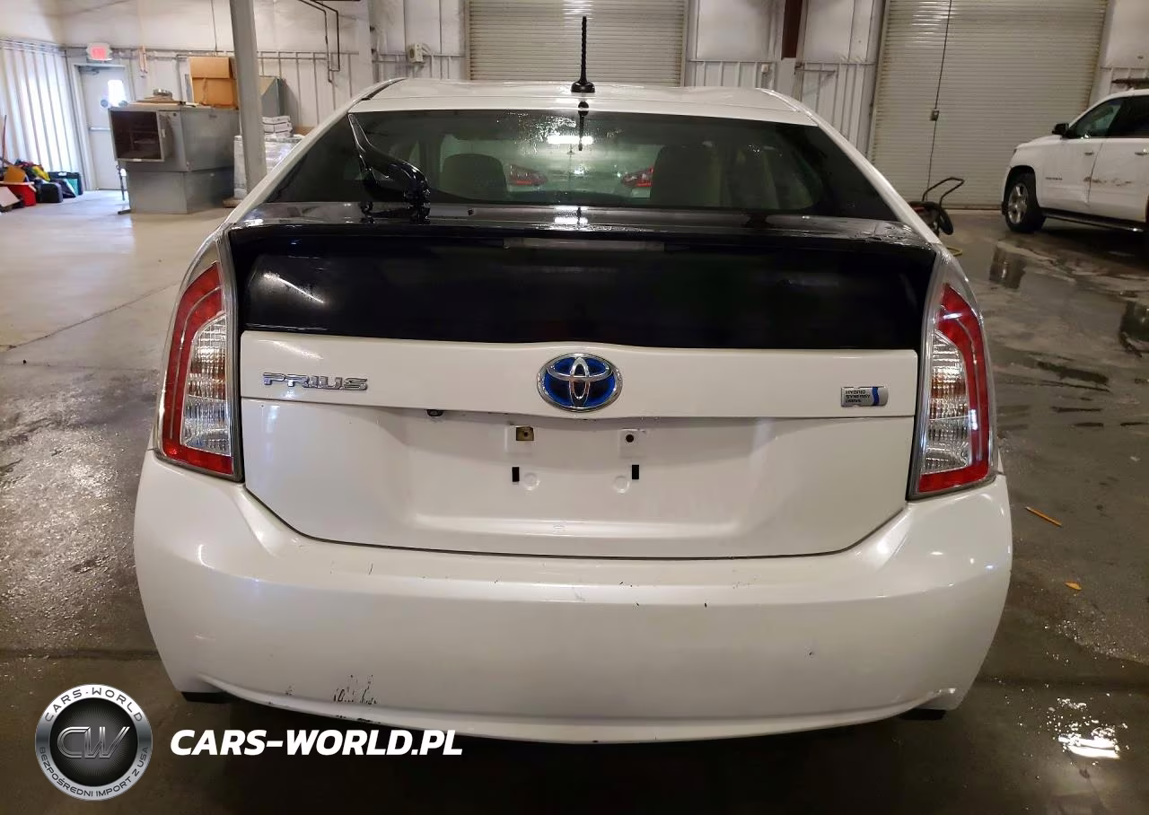 2013 Toyota Prius VIN:JTDKN3DU2D1626349 - 6