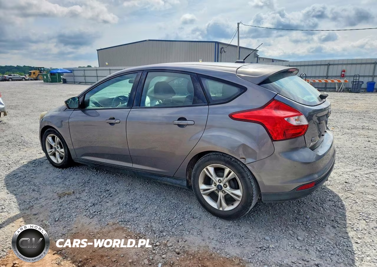 2014 Ford Focus Se VIN:1FADP3K28EL274703 - 2