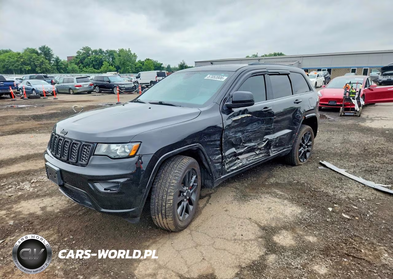 2018 Jeep Grand Cherokee Laredo – zdjęcie 1 z 13