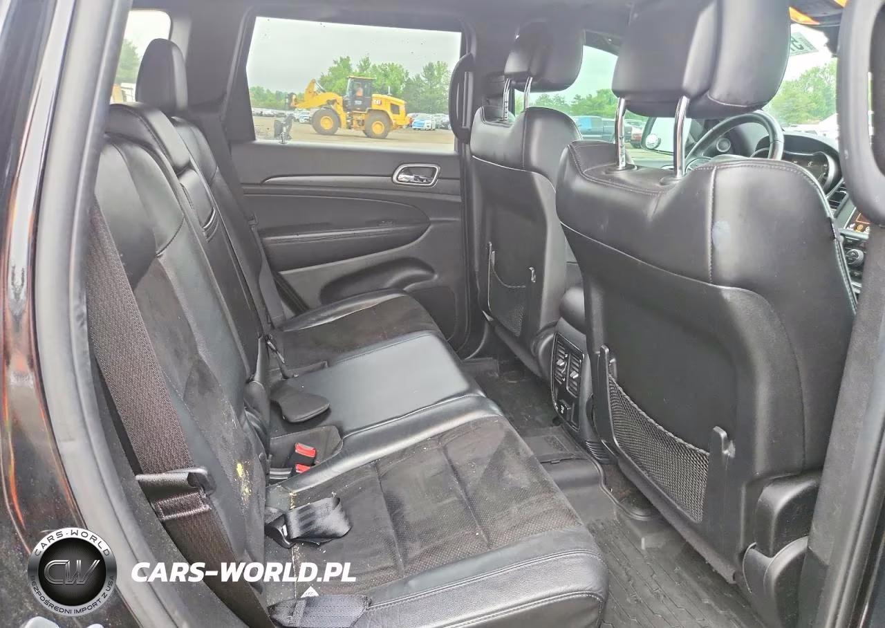 2018 Jeep Grand Cherokee Laredo VIN:1C4RJFAG9JC204136 - 11