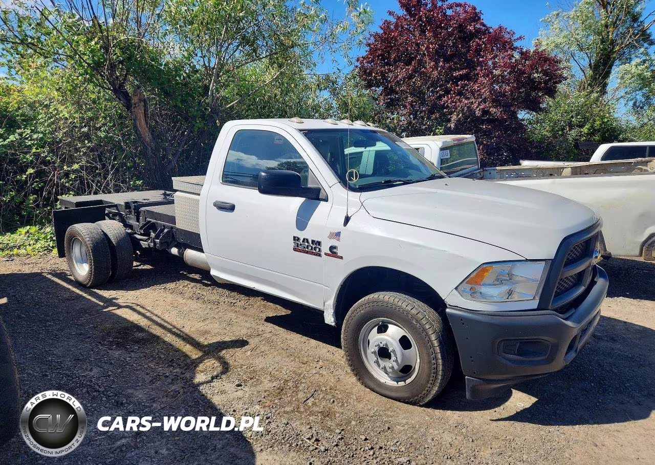 2017 Ram 3500 VIN:3C7WRTBL4HG670024 - 4