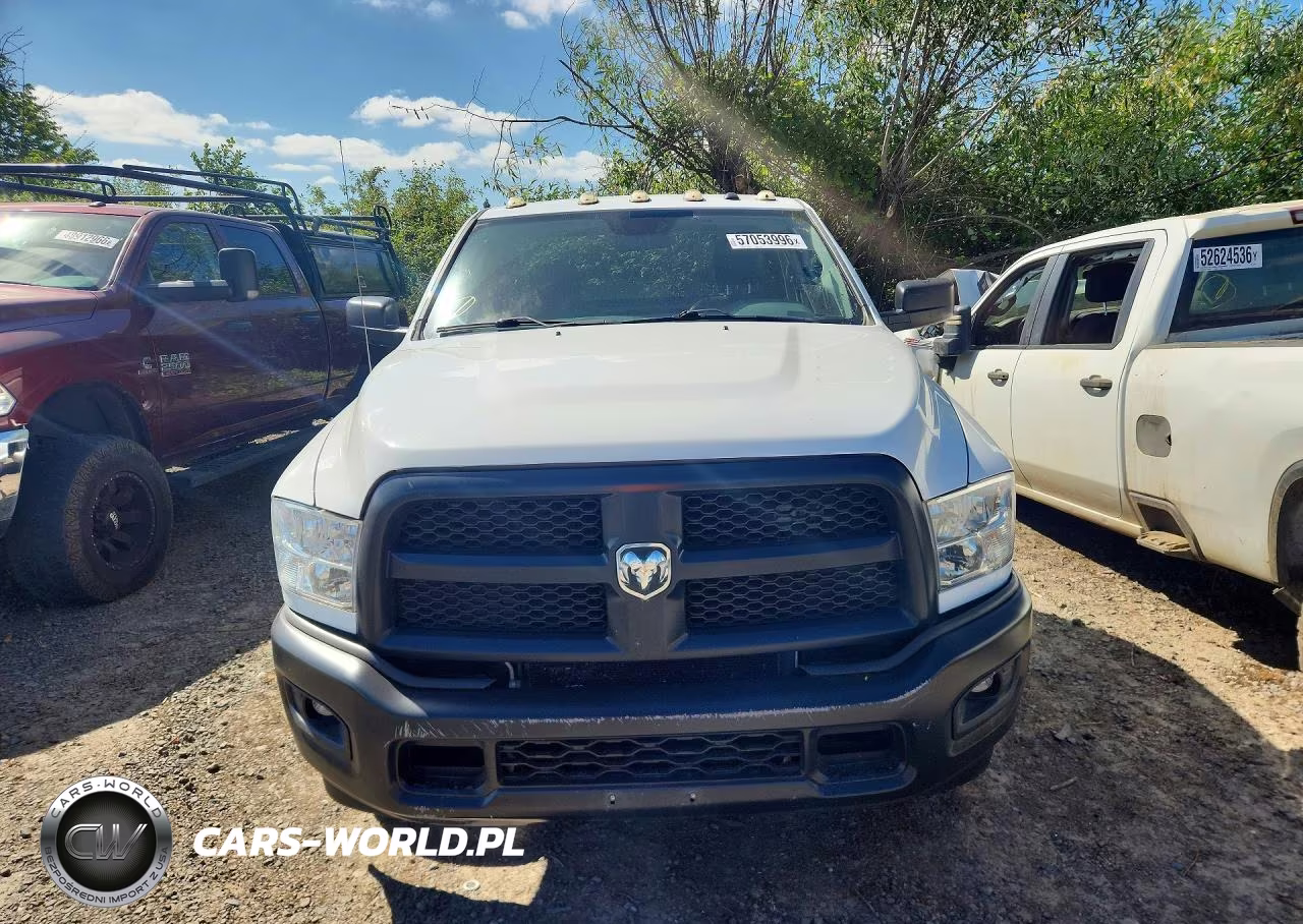 2017 Ram 3500 VIN:3C7WRTBL4HG670024 - 5