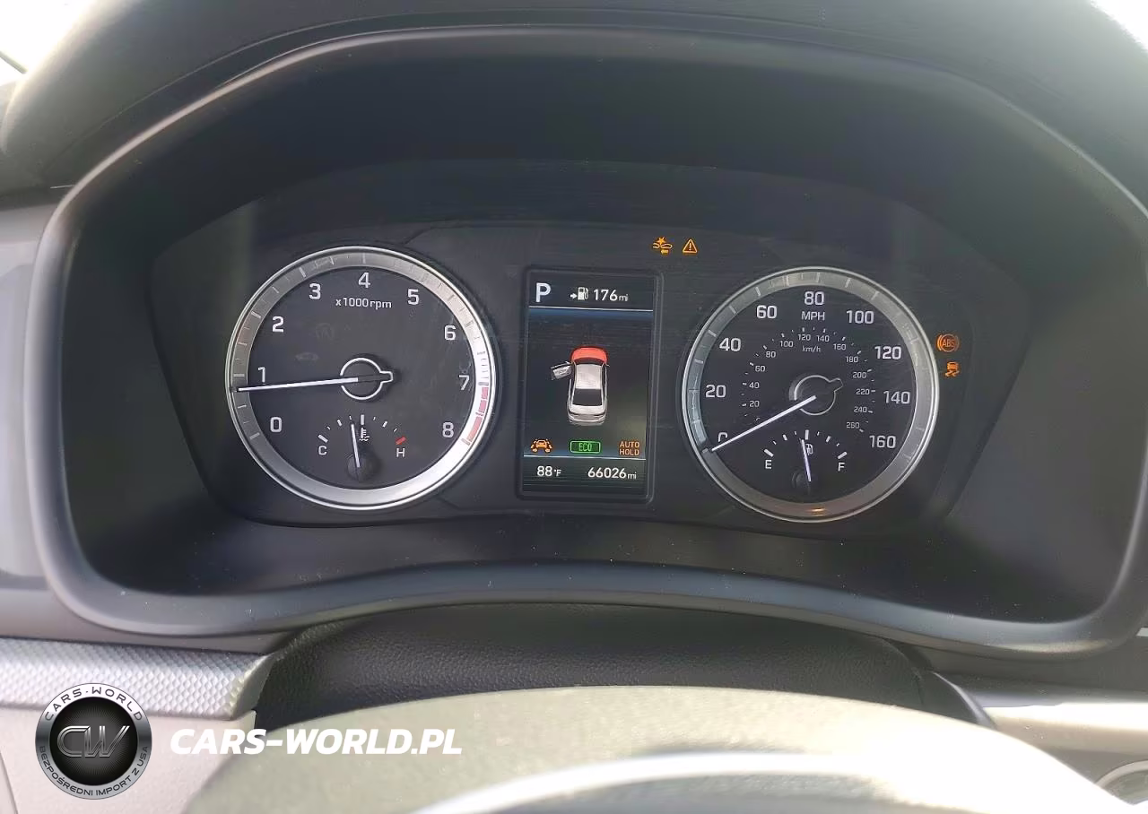 2018 Hyundai Sonata Sel+ VIN:5NPE34AF6JH714131 - 9