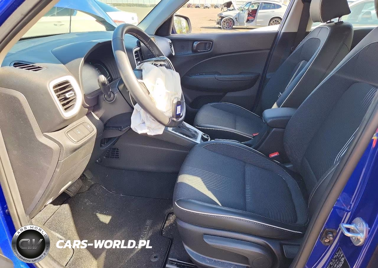 2023 Hyundai Venue Limited VIN:KMHRC8A30PU262699 - 7