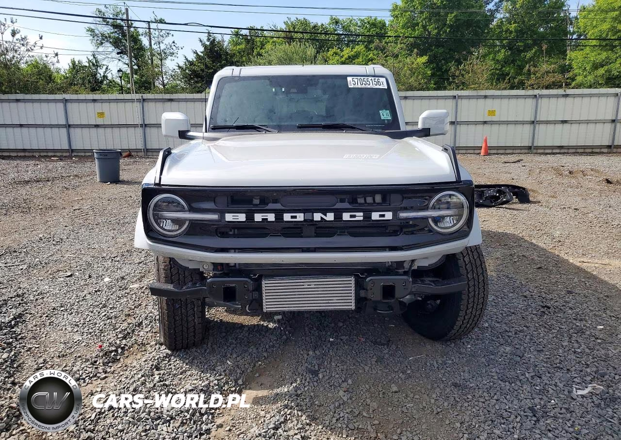 2026 Ford Bronco Outer Banks VIN:1FMEE8BP1TLA54180 - 5
