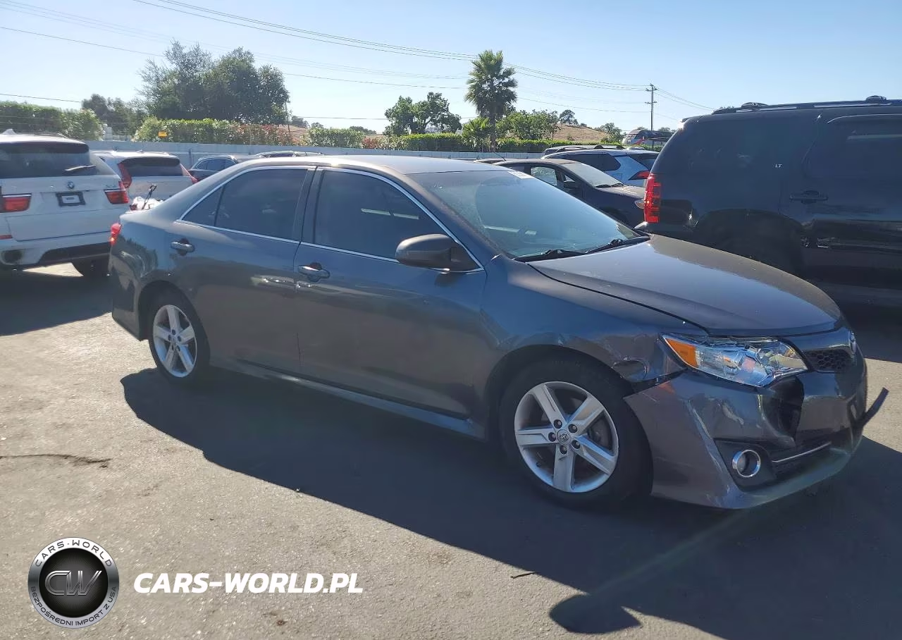 2013 Toyota Camry Se VIN:4T1BF1FK7DU276675 - 4