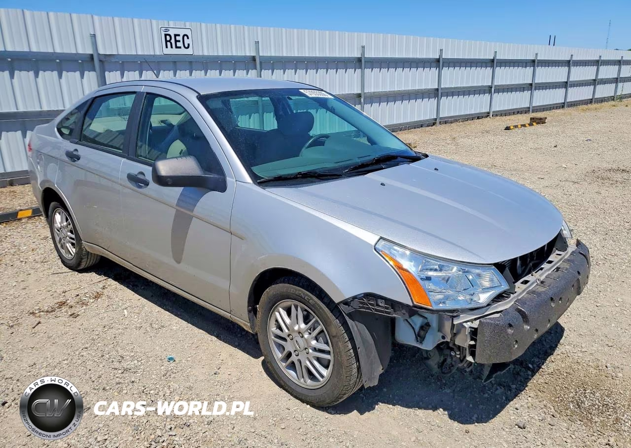2009 Ford Focus Se VIN:1FAHP35NX9W131571 - 4