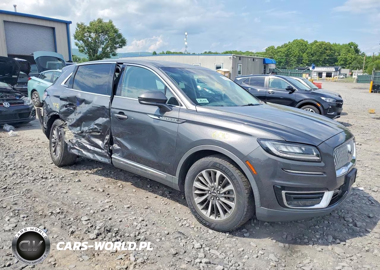 2019 Lincoln Nautilus Select VIN:2LMPJ8K93KBL57986 - 4
