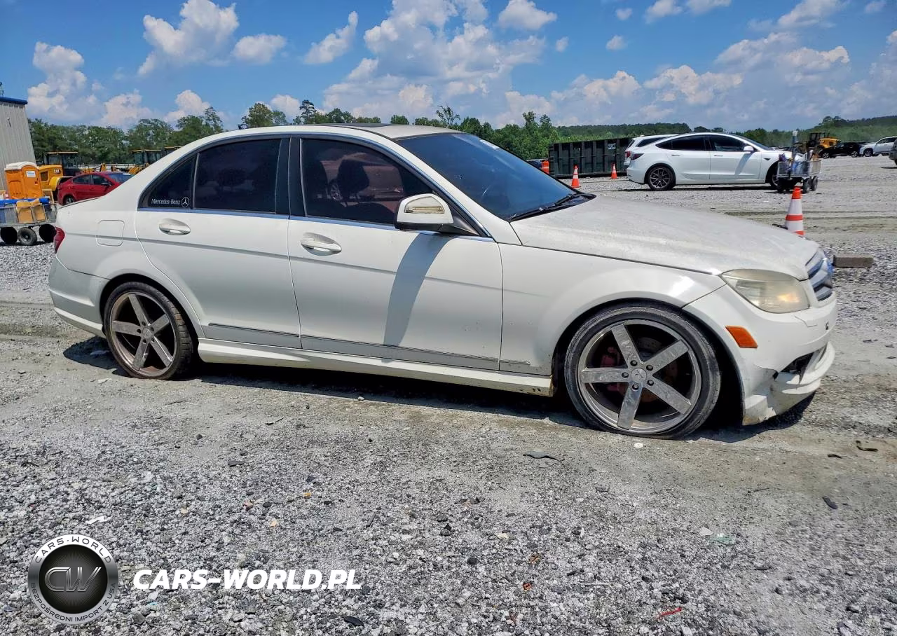 2009 Mercedes-Benz C 300 VIN:WDDGF54X49R052005 - 4