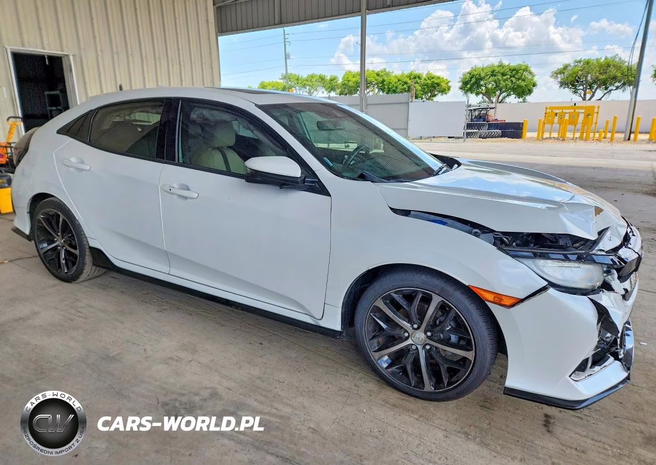 2020 Honda Civic Sport Touring VIN:SHHFK7H99LU201156 - 4