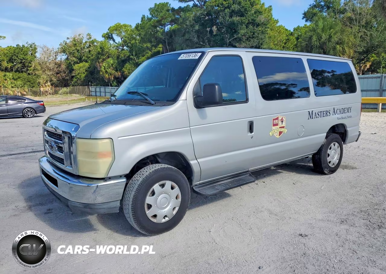 2010 Ford Econoline E350 Super Duty Wagon
