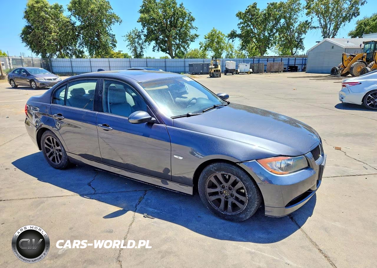 BMW 328I VIN:WBAVC53557FZ73011 - 4