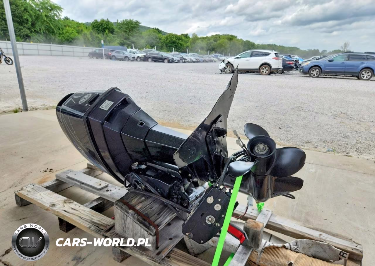 2007 Tohatsu Boat Motor VIN:034495XG - 3
