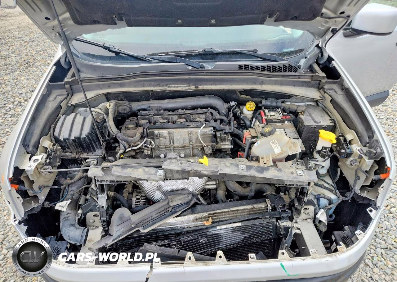 2015 Jeep Renegade Latitude VIN:ZACCJABT0FPB66668 - 12