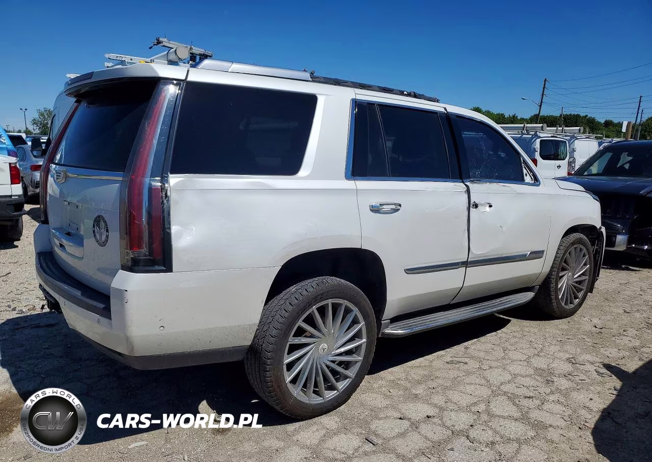 2017 Cadillac Escalade VIN:1GYS3AKJ7HR352652 - 3