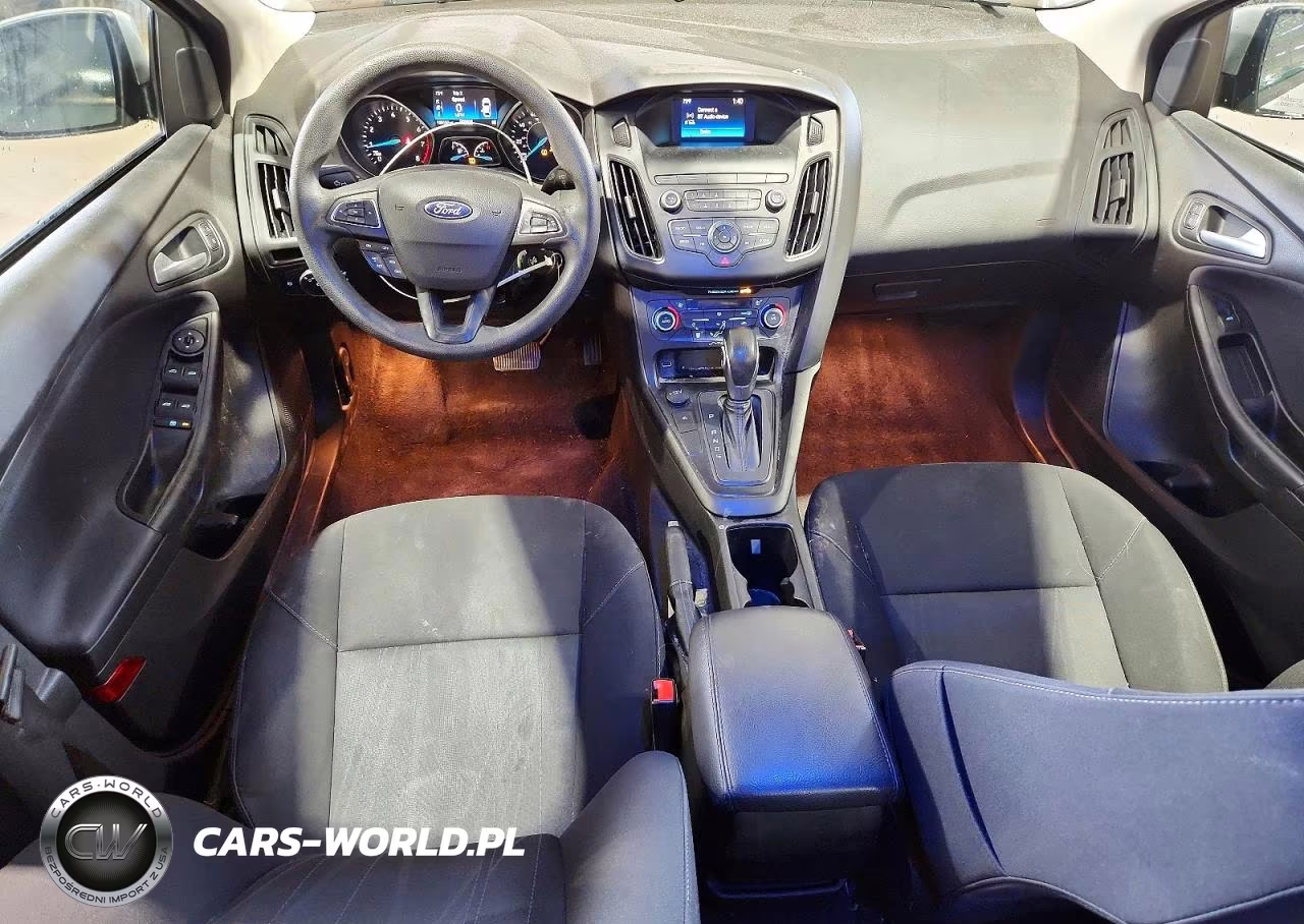 2018 Ford Focus Se VIN:1FADP3FE0JL329949 - 8