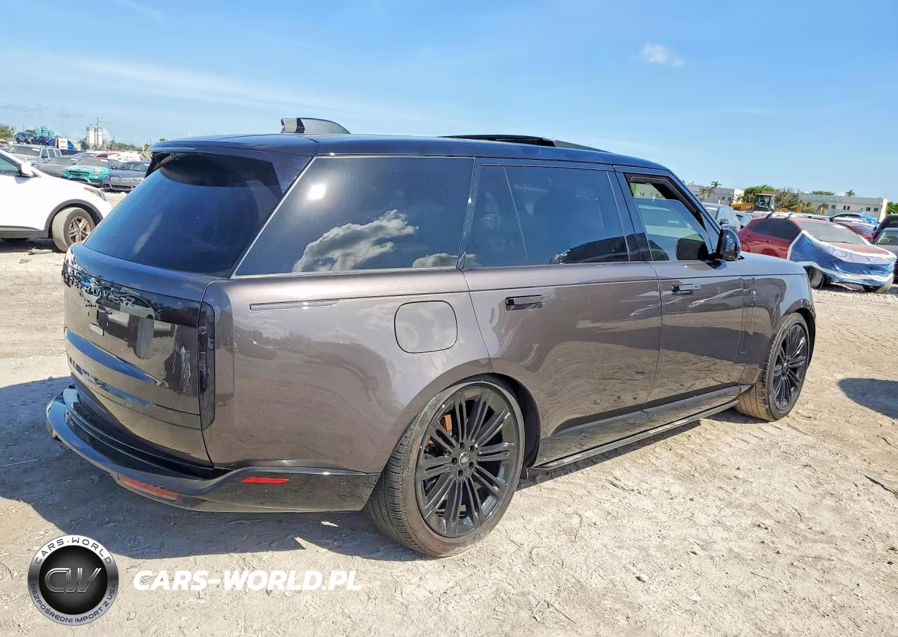 2025 Land Rover Range Rover Se VIN:SALKPBFU1SA275084 - 3