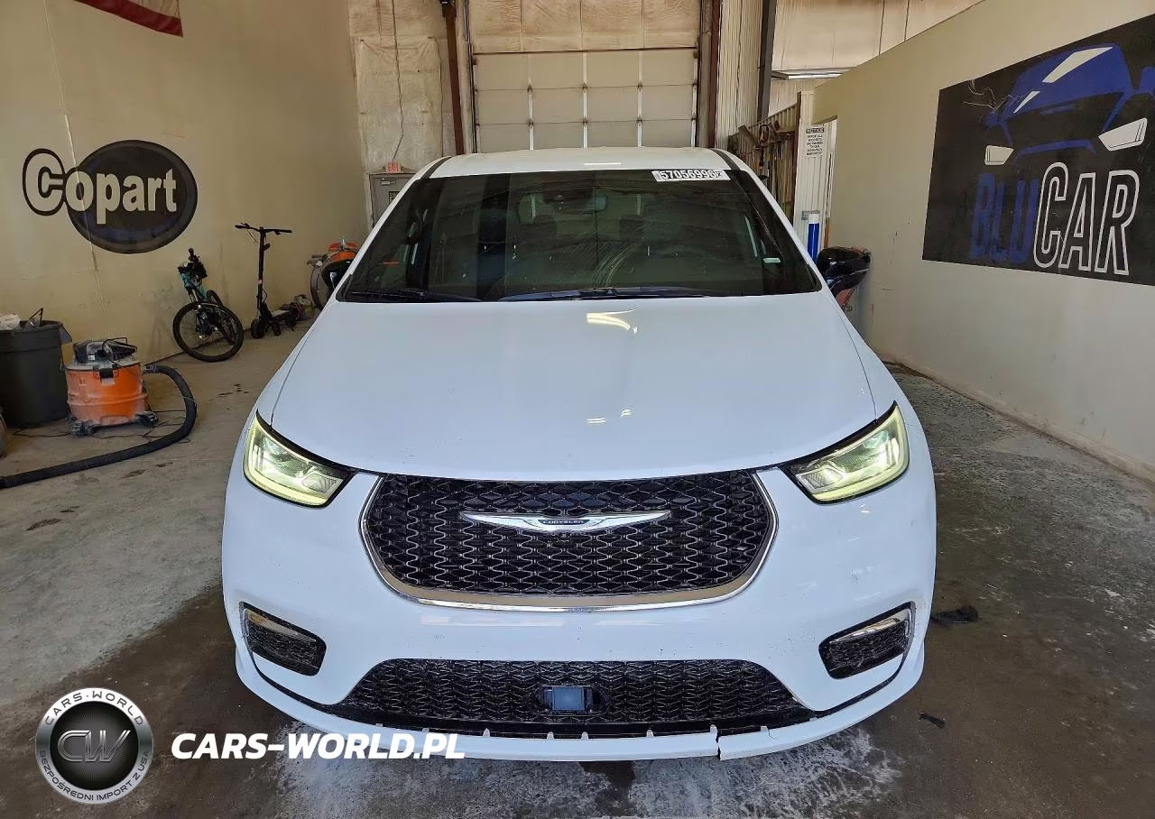 2026 Chrysler Pacifica Select VIN:2C4RC1BG1TR228453 - 5