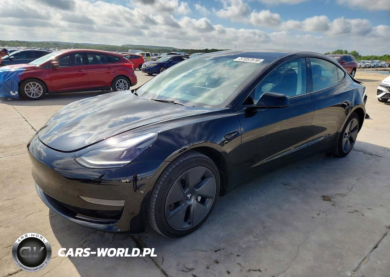 2023 Tesla Model 3 – zdjęcie 1 z 13