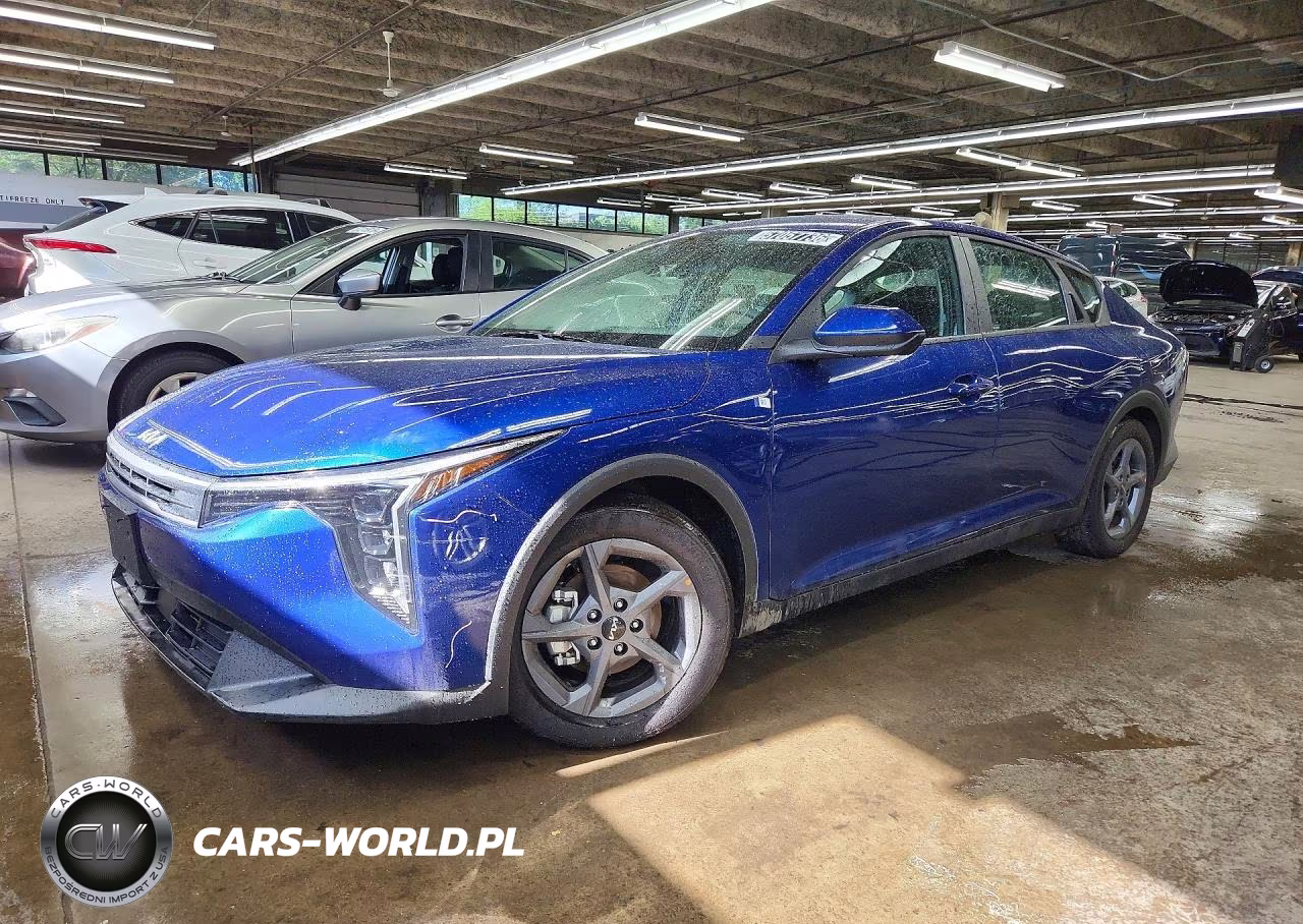 2026 Kia K4 Lxs – zdjęcie 1 z 12
