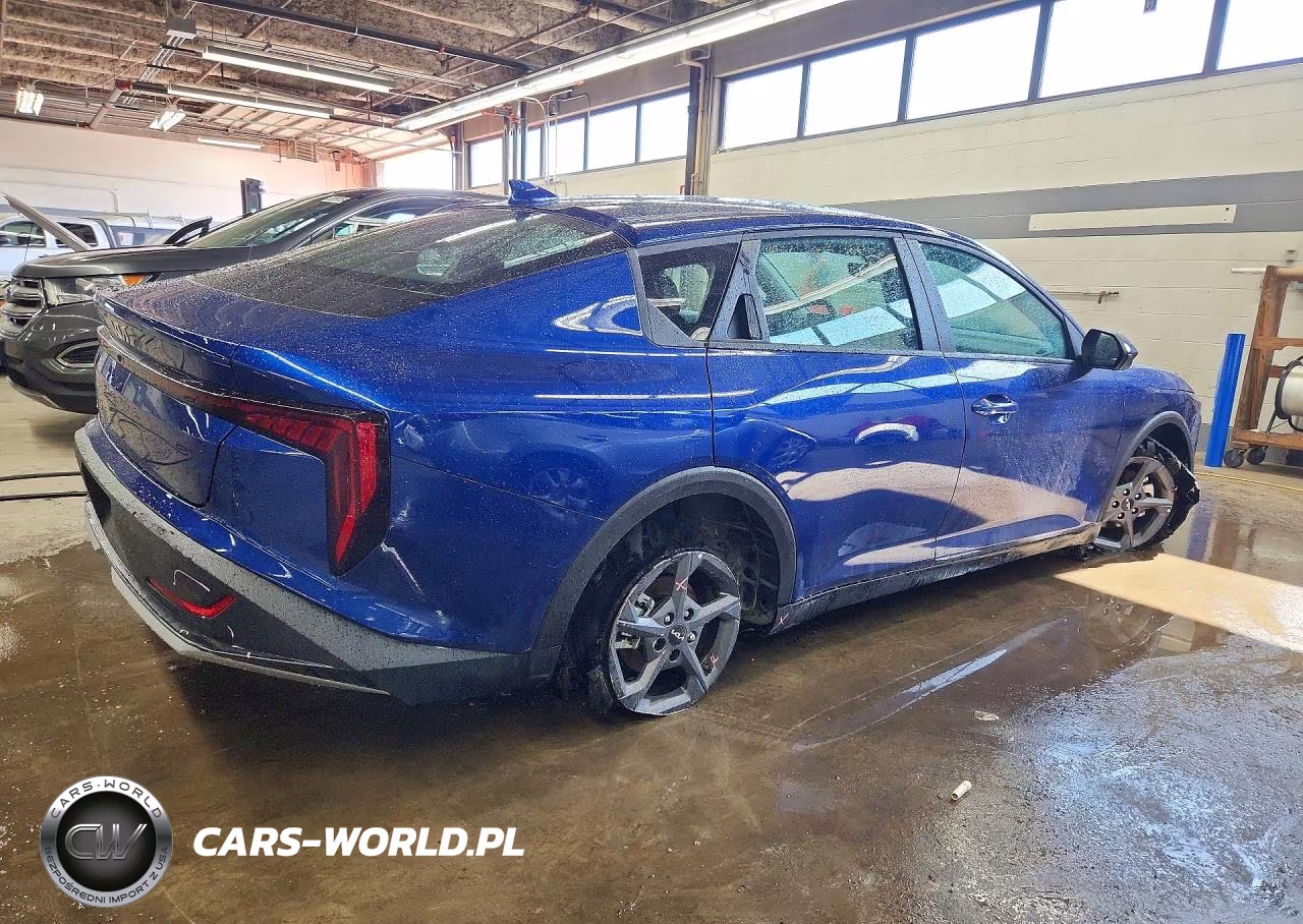 2026 Kia K4 Lxs VIN:3KPFT4DE8TE286545 - 3