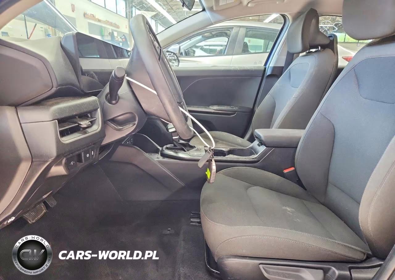 2026 Kia K4 Lxs VIN:3KPFT4DE8TE286545 - 7
