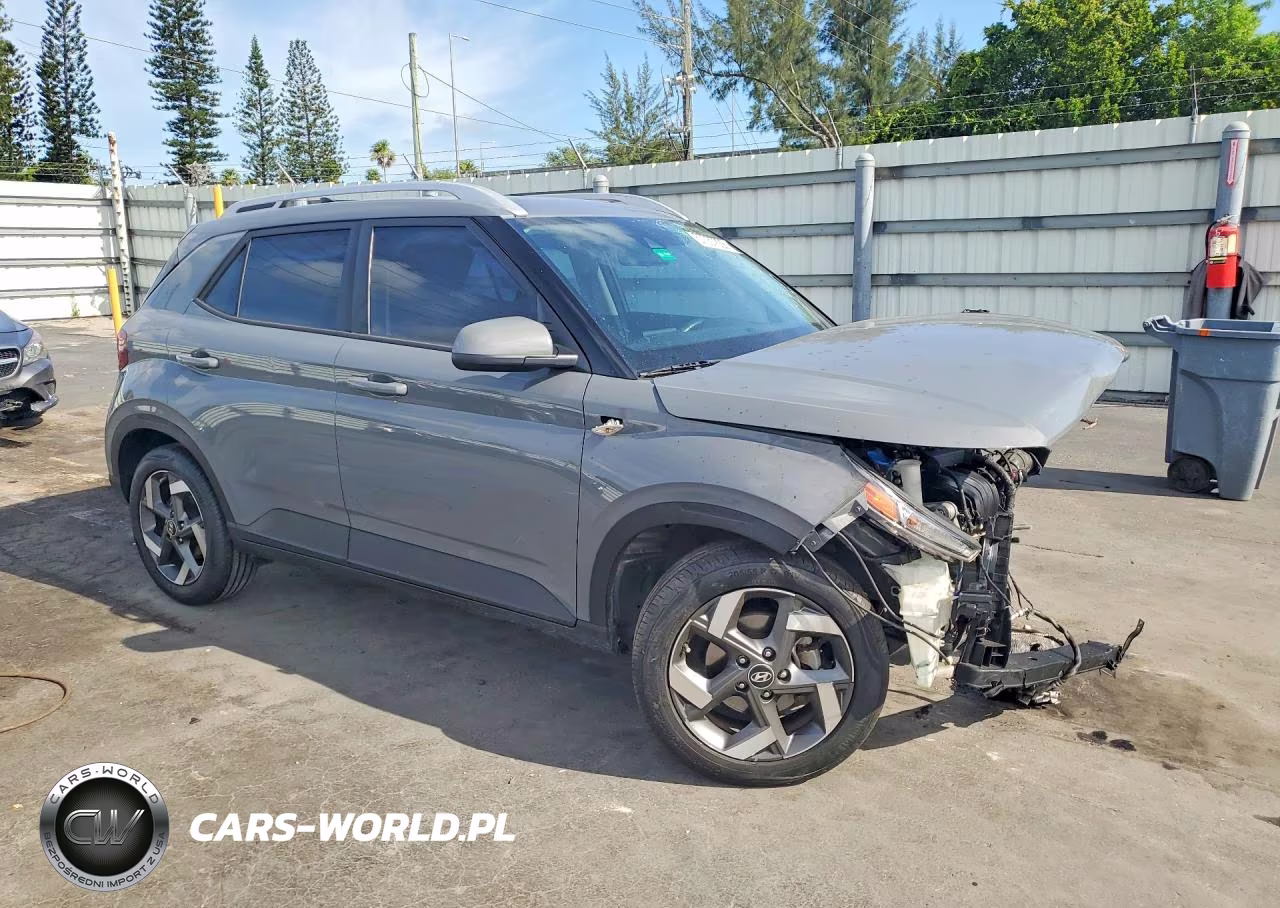 2021 Hyundai Venue Sel VIN:KMHRC8A34MU101915 - 4