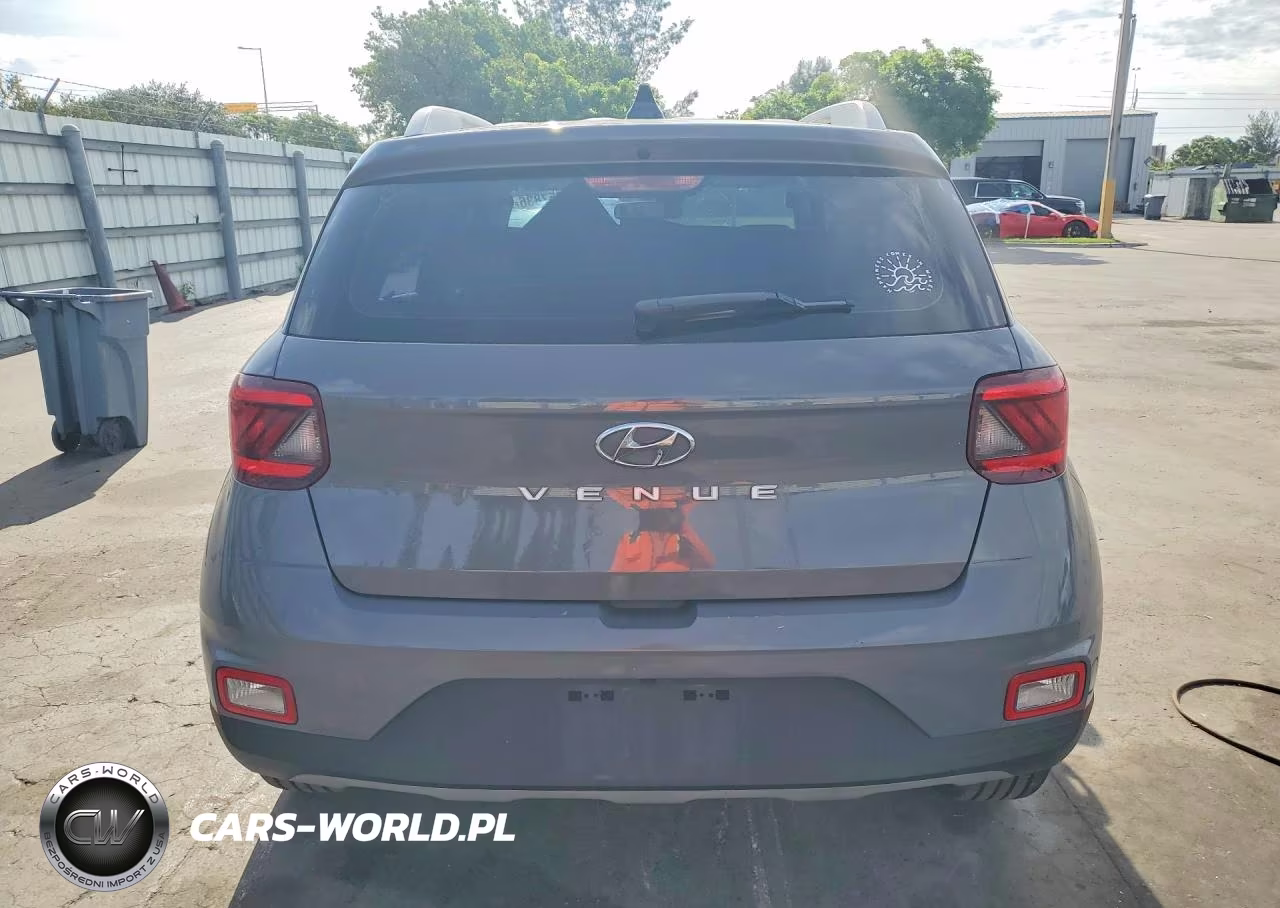 2021 Hyundai Venue Sel VIN:KMHRC8A34MU101915 - 6
