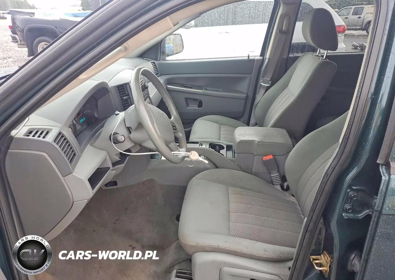 2005 Jeep Grand Cherokee Laredo VIN:1J4GS48K05C633152 - 7