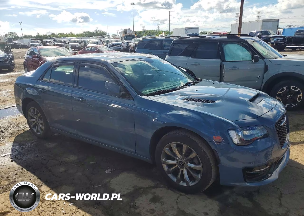 2014 Chrysler 300 S VIN:2C3CCAGG1EH273419 - 4