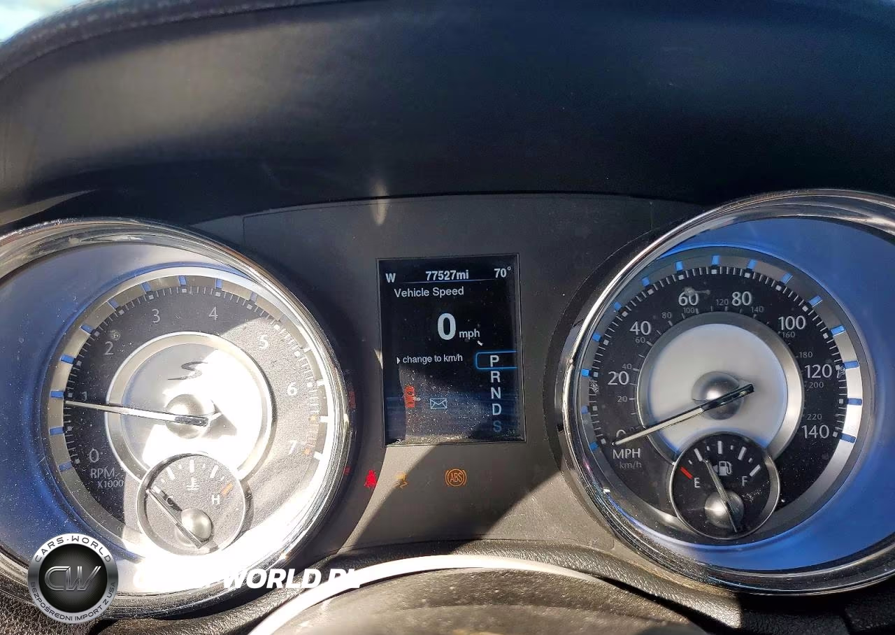 2014 Chrysler 300 S VIN:2C3CCAGG1EH273419 - 9