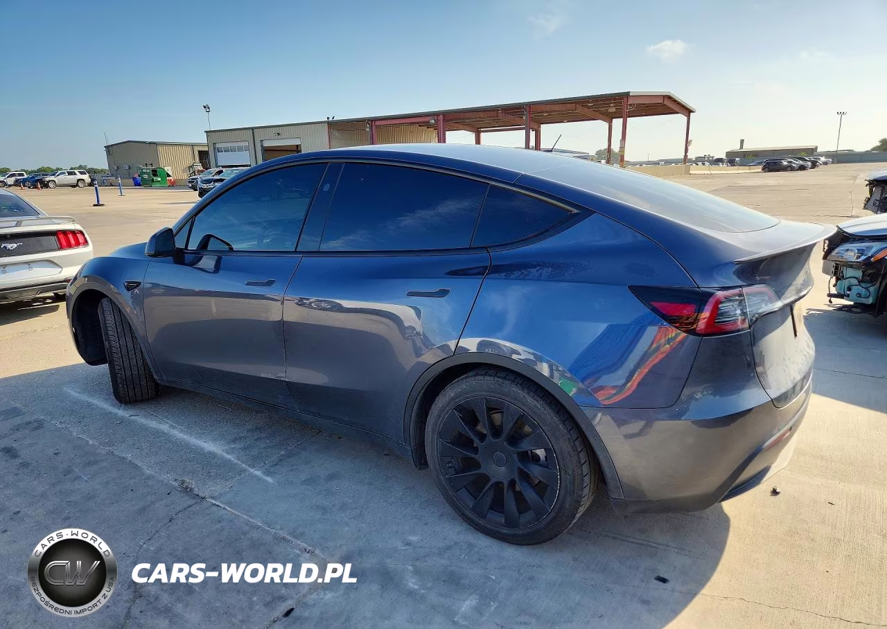 2023 Tesla Model Y VIN:7SAYGAEE1PF853336 - 2