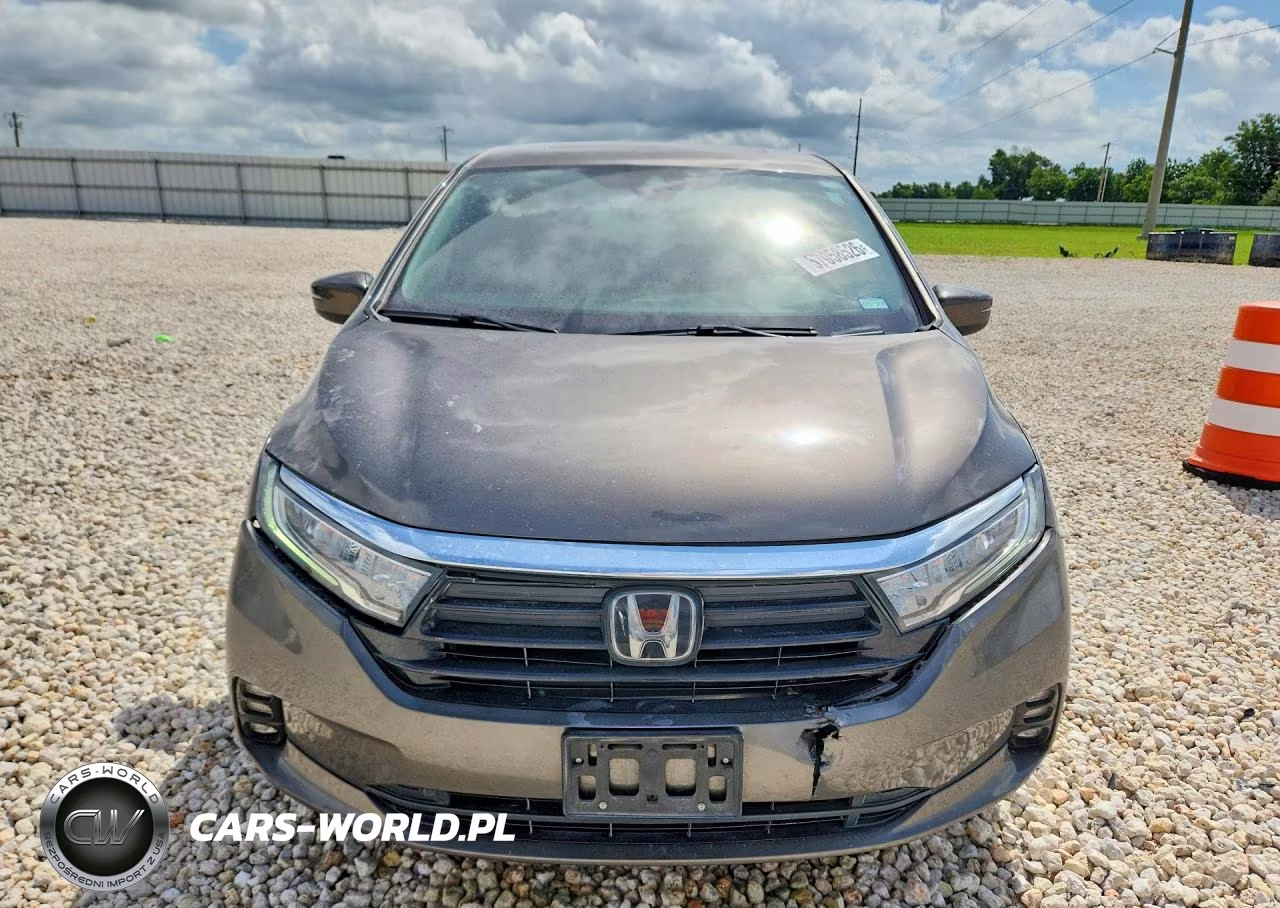 2021 Honda Odyssey Touring VIN:5FNRL6H89MB030729 - 5