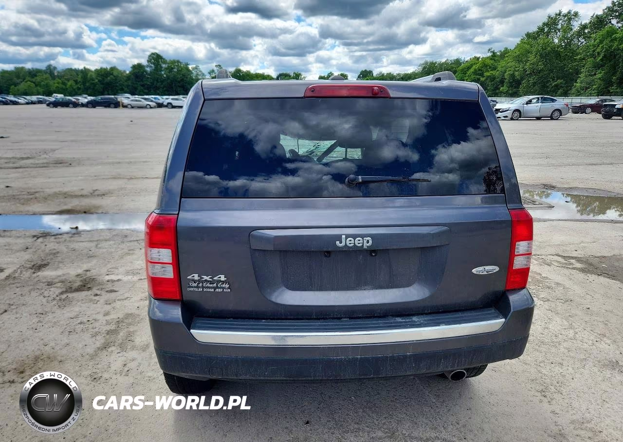 2017 Jeep Patriot Latitude VIN:1C4NJRFB7HD210633 - 6