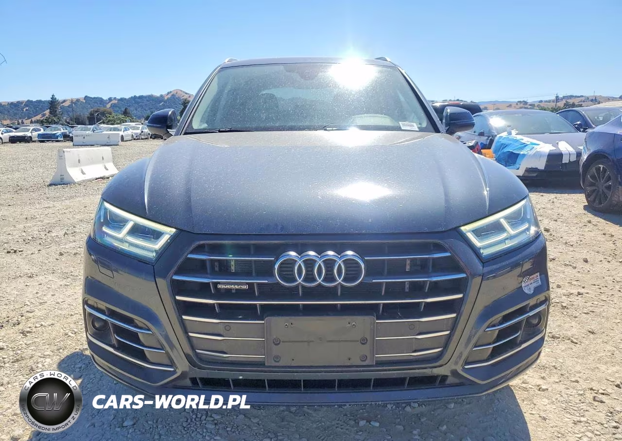 2020 Audi Q5 E Premium Plus VIN:WA1E2AFY7L2062596 - 5